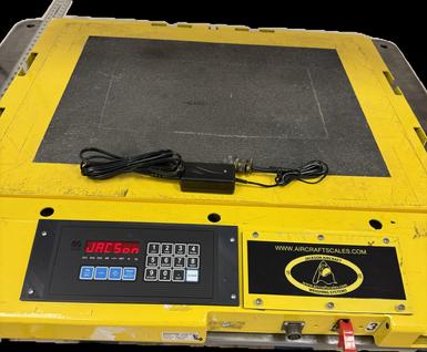 Modern digital indication system upgrade for Intercomp AC30-60 aircraft weighing platforms.