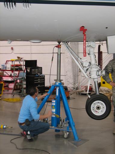 weighing a falcon jet, weighing a jet, weighing a falcon 900, aircraft scale, aircraft scales, wireless aircraft scales. wireless aircraft scale, large jet scales, large jet weighing, airplane scales, aircraft weighing equipment, aircraft rental scales. aircraft rental scale, rental aircraft scale system, aircraft scale system, wireless aircraft scale system, Gulfstream scales, gulfstream aircraft scales, EMB scales, RJ scales, 