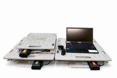Wireless digital indication system showing real-time data on a M2400 configured laptop